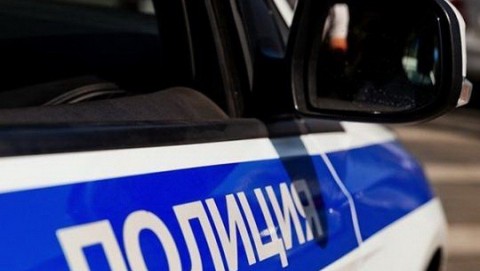 Сотрудники полиции установили подозреваемого в угоне автомобиля в Усть-Пристанском районе